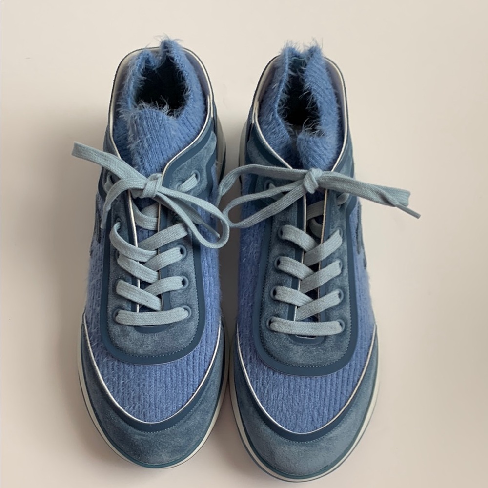 CHANEL Light Blue Sneakers - Picture 4 of 13